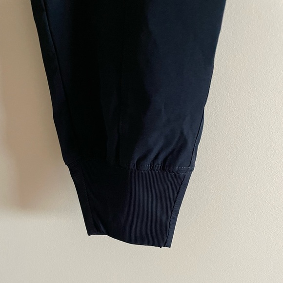 ZYIA Active Navy Desire Cinch Waist Jogger Size Small - Picture 5 of 9